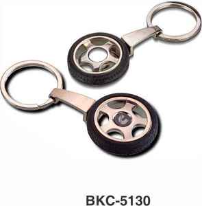 Porte-clés en métal élégant et robuste d'excellente qualité pour hommes et femmes finition polie accessoire cadeau idéal à vendre - Product Image 4