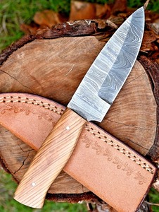 Custom Made <b>Forged</b> Damascus Steel Skinning Hunting Outdoor Knife Pakkawood Handle with Sheath OEM Support Fix Blade Knife - Product Image 3