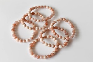 Top Quality Peach Color Moonstone 8mm Round Beaded Bracelet Premium Healing Crystal For Jewelry Fashion Meditation At Bulk Price - Product Image 2