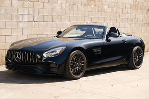 Mercedes-AMG GT Roadster 2018: Autos usados de alta calidad disponibles a precio de fábrica - Product Image 3