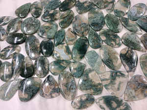 Piedra preciosa de ágata musgo Natural de la mejor calidad, cabujones a granel, cristal auténtico para joyería, Parte posterior plana, curación de amor pulida de alto grado - Product Image 3