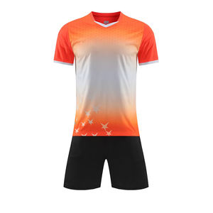 Vêtements de football de qualité supérieure Uniforme de football respirant par sublimation Maillot de football d'entraînement d'été - Product Image 4
