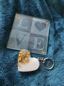 Porte-clés en résine faits à la main décoratifs Porte-clés uniques et élégants Cadeaux personnalisés pour femmes et hommes Accessoires personnalisés colorés - Product Image 5