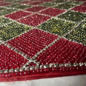 Mantel Individual de Satén Floral con Cuentas a Cuadros, Decoración Moderna Hecha a Mano para Fiesta de Navidad, Bodas, Hogar, Hoteles a Precio de Descuento - Product Image 2