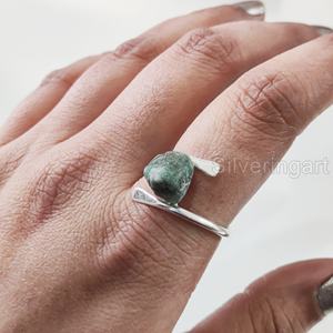 Bijoux en pierre brute bague pour femme pierre précieuse émeraude naturelle mai pierre de naissance croix bande déclaration bijoux bague en argent Sterling 925 - Product Image 3