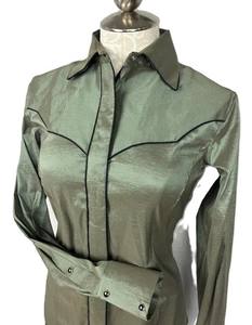 Hecho a mano Cowgirl Western Show Shirt Ladies Rust Retro Top en tela de tafetán elástico - Product Image 3