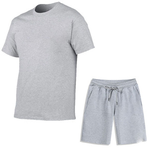 Ensemble deux pièces personnalisable pour homme : T-shirt en coton tricoté à col en V et short, coupe oversize, couleur unie, avec logo frontal - Product Image 3