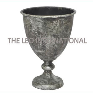 Juego de 2 Macetas Modernas de Metal para Interiores, Floreros Decorativos Altos para Decoración del Hogar y Oficina, Venta al por Mayor - Product Image 6