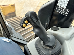 100% Original utilisé 2017 CATERPILLAR D6N LGP Bull Dozer Caterpillar USA Made CAT D SERIES Bouteur hydraulique renforcé de terrassement - Product Image 2