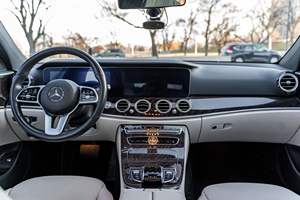 รถ SUV ปี 2024 ระบบขับเคลื่อนสี่ล้อ (AWD) 7 ที่นั่ง เกียร์อัตโนมัติ หลังคาพาโนรามิก เครื่องยนต์เทอร์โบทรงพลัง ขนาดใหญ่ หรูหรา สะดวกสบายสูง - Product Image 6