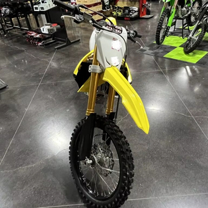 Disponible dès maintenant : Nouvelles motos de motocross RM-Z250 2025 en stock - Product Image 1