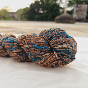 Fil de soie naturel Tussar 100% non teint, poids fin, tricot à la main, tissage, broderie, fil à anneaux teint, écologique, recyclable - Product Image 2