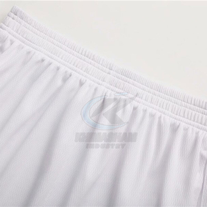 Uniforme de Baloncesto de Poliéster de Primera Calidad con Opciones Personalizables, Tela Suave y Transpirable para Máxima Comodidad y Flexibilidad - Product Image 5