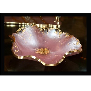 Bol en résine de luxe de qualité exportable avec fleurs encastrées de couleur or rose pour table ou étagère disponible au meilleur prix - Product Image 1