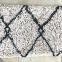 TAPIS EN COTON SHAGGY DE STYLE MAROCAIN TUFTÉ À LA MAIN COULEUR BLANCHE TAPIS ANTI DÉRAPANT MAROCAIN POUR VOTRE MAISON