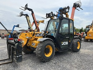 Manipulador Telescópico JCB Diésel de Alto Rendimiento, Montacargas con Elevación, 4x4, Neumáticos Sólidos Todoterreno, Altura de Elevación de 3 m, Mástil de una Etapa - Product Image 4