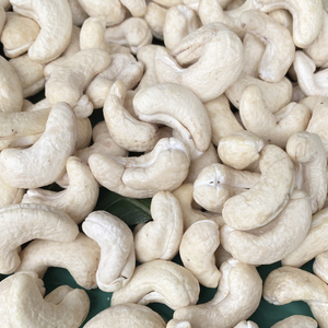 ขายดี คุณภาพสูง เม็ดมะม่วงหิมพานต์ WW180, WW240, WW320, LP เม็ดมะม่วงหิมพานต์ดิบ ออร์แกนิค รับผลิตแบบ OEM, ODM - Product Image 1