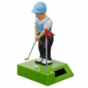 Figurine de golfeur à tête oscillante à énergie solaire, design de sculpture unique avec des caractéristiques écologiques - Product Image 1