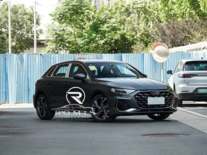 Audi A3 Sedan Nera, Trazione Anteriore, Benzina, 1.5T, Automatica, Guida a Sinistra, Auto Usata per Pendolarismo Urbano - Product Image 2