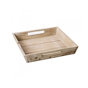 Plateau en bois rustique pour un décor fonctionnel parfait pour servir l'affichage ou organiser la cuisine et les espaces de vie - Product Image 1