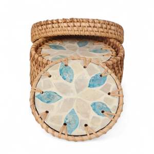Juego de 6 Posavasos Artesanales de Nácar con Borde de Ratán Natural y Caja de Ratán Tejida a Mano - Product Image 3
