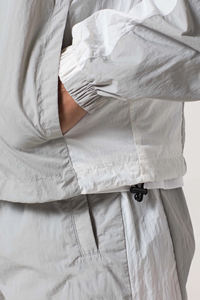 Fabrication de survêtements coupe-vent 100% nylon spandex imperméables à la pluie Survêtements pour hommes Couleur unie Coupe-vent Survêtement pour hommes - Product Image 6