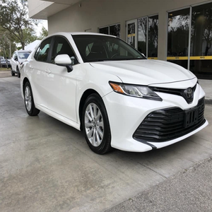 Fresco y limpio Toyota Camry usado En stock Excelente estado Volante a la derecha Sin historial de accidentes Entrega rápida Calidad - Product Image 1