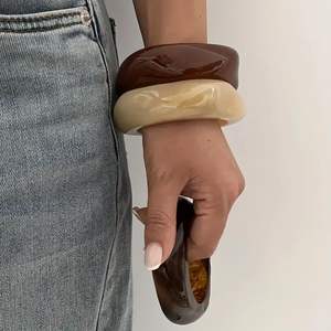 กำไลเรซิ่นสีหนาสำหรับผู้ใหญ่ - Product Image 3