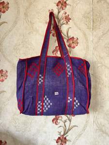 Grand sac fourre-tout en coton Kantha pour femmes fait à la main Style décontracté pour shopping-Vente en gros - Product Image 5