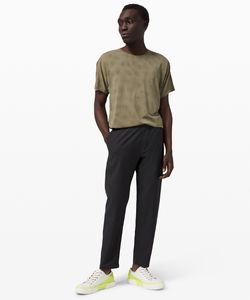 T-shirts surdimensionnés en coton pour hommes, coupe ample, tissu tricoté lourd, logo 3D personnalisé pour motif de sonnerie d'impression bouffante, vente en gros - Product Image 2