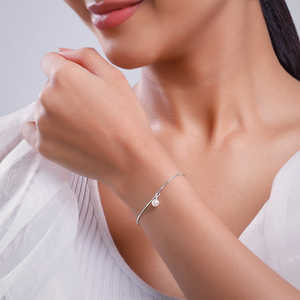 Pulsera plateada con brillo nacarado Pulseras y brazaletes de perlas elegantes - Product Image 2