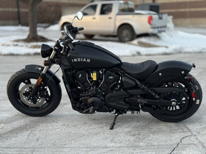 Meilleure offre de prix de gros, moto cruiser noire fumée, toute neuve, Scouts Sixty Bobber Limited - Product Image 2
