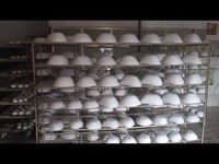 Bol en bambou disponible pour les collations, la cuisine, le service de repas, les lignes de présentation alimentaire quotidienne, le Vietnam