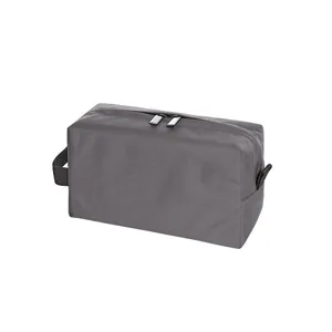 Trousse de Toilette Quotidienne Durable avec Fermeture Éclair – Accessoire de Merchandising Écologique - Product Image 5