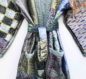 Magnifique kimono en coton et soie vert, patchwork Kantha, double couche de coton et soie, robe Kantha pour femmes faite à la main avec des poches et une ceinture - Product Image 4