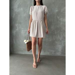 Robes décontractées Topshow - Rose poudré, col rond, vente en gros - Product Image 3