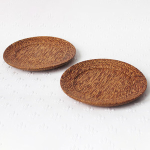Ensemble de vaisselle de table naturelle, assiettes en bois de coco, assiettes en bois faites à la main pour le service des aliments au prix le plus bas - Product Image 1