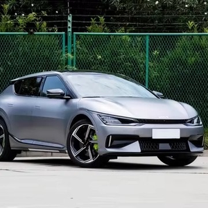 K I a EV6 GT Line EAWD 90-110 kWh, berline électrique 5 portes (226 ch), nouveau modèle, autonomie de 501 à 600 km, États-Unis - Product Image 2