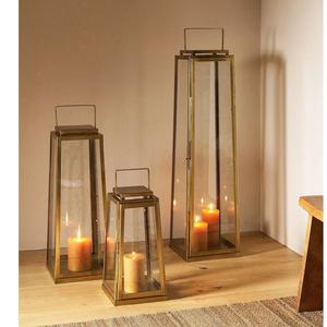 Linterna de metal con acabado plateado para decoración contemporánea del hogar - Product Image 3