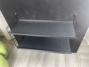 Étagères flottantes en acier thermolaqué, étagères d'angle suspendues, étagère de rangement pour couloir, porte-serviettes de salle de bain, salon, villa, hôtel - Product Image 6