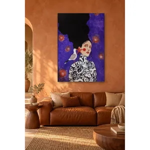 Impresión en lienzo de Fida Woman con gaviota y estrella de mar en una noche púrpura - Product Image 4