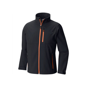 Chaqueta Impermeable Profesional de Alta Calidad para Senderismo al Aire Libre, Chaqueta Cortavientos Unisex con Logotipo Personalizado en la Parte Delantera - Product Image 3