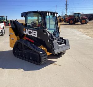 Nouvelle Chargeuse Compacte sur Chenilles JCB 215T 2026 avec Pack AGRI, Ventilateur de Recul, Conduite Fluide, Flèche à Haut Débit, Hydraulique Parker Haute Efficacité - Product Image 6