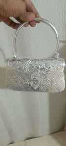 Pochette élégante en laiton, accessoire de luxe pour mariages et célébrations, sac à main pour femme pour soirées - Product Image 4