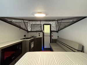 Gran Oferta: Autobús Usado en Excelentes Condiciones, Modelo 2022, Coach-men Clii-pper Ex-xpress 1-2.0-T-D MAX - Product Image 2