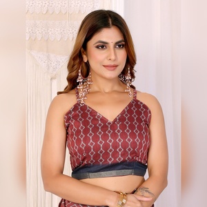 Traje Tradicional Geométrico de Chanderi para Fiesta, el Más Vendido, Elegante, Indio, Listo para Usar con Blusa - Product Image 6