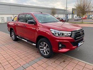 2020 pour Toyota HiLux utilisé AWD Diesel Fuel R16 taille des pneus sièges en cuir intérieur foncé direction gauche galerie de toit en alliage d'aluminium - Product Image 2