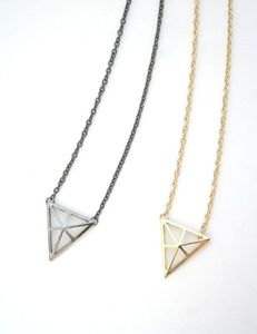 สร้อยคอผู้ชายสแตนเลสชุบทอง สไตล์เรียบง่าย ฮิปฮอป ขายดี - Product Image 4