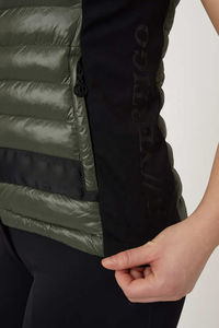 เสื้อแจ็กเก็ตขี่ม้าปรับแต่งได้ | ดีไซน์ทันสมัยและทรงพอดีกับเสื้อแจ็กเก็ตขี่ม้าของแท้ระดับพรีเมียมเพื่อรูปลักษณ์ที่ทันสมัย - Product Image 3