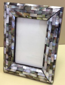 Cadre photo en nacre carré de luxe pour décoration de maison et de bureau indien élégant fait à la main avec incrustation complexe Exportation dans le monde entier - Product Image 4